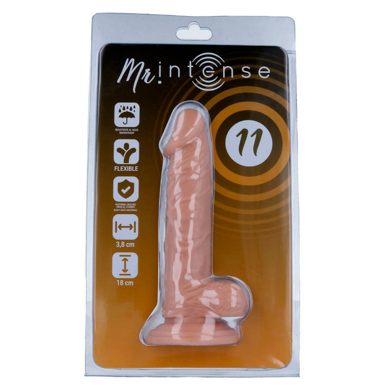 Realistické dildo Mr. Intense 18 cm s přísavkou